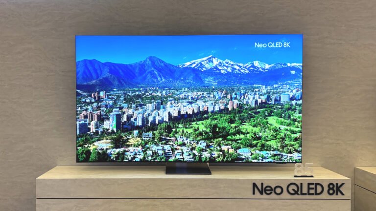 Samsung Neo QLED TV displaying vibrant colors with Quantum Mini LED technology